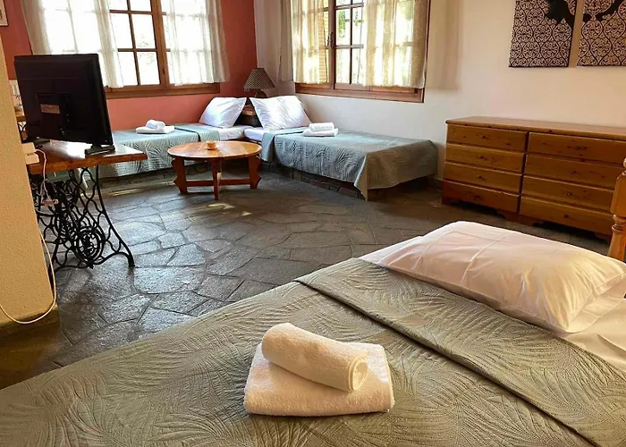 The Dock Nook Nea Iraklitsa